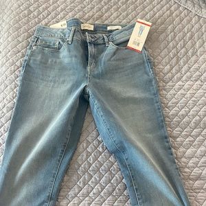 Jessica Simpson jeans